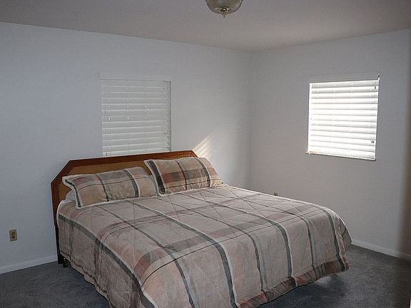 5th image of 2928 Sherwood Ln