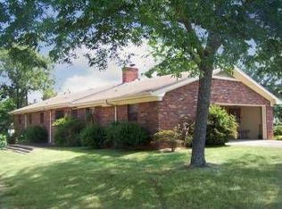 207 N Main St, Pontotoc, MS 38863