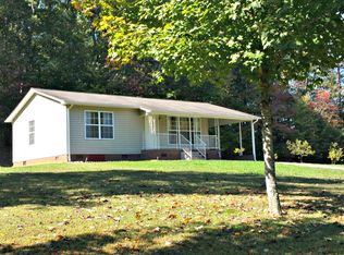 7335 Right Angle St, Sherrills Ford, NC 28673