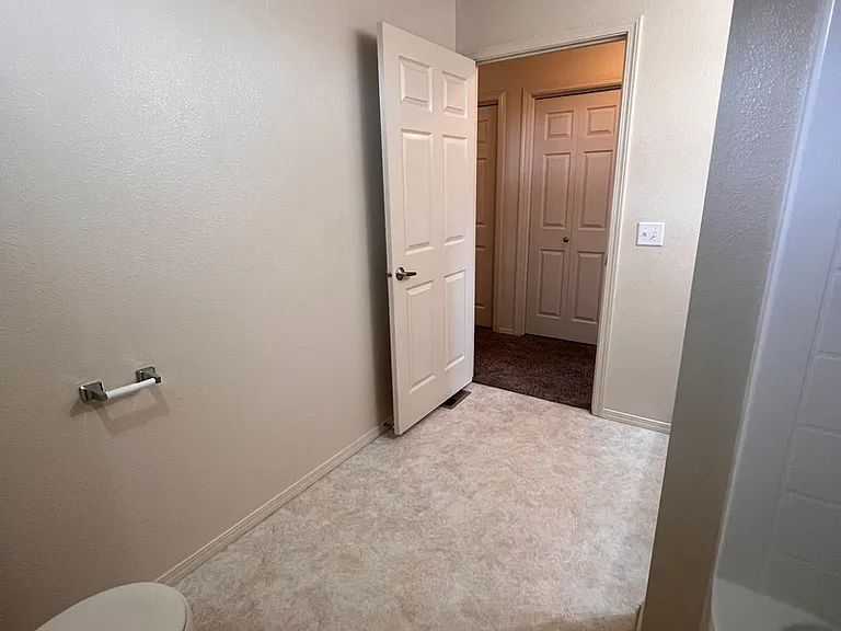 11010 W Brassy Cove Loop — Photo 12
