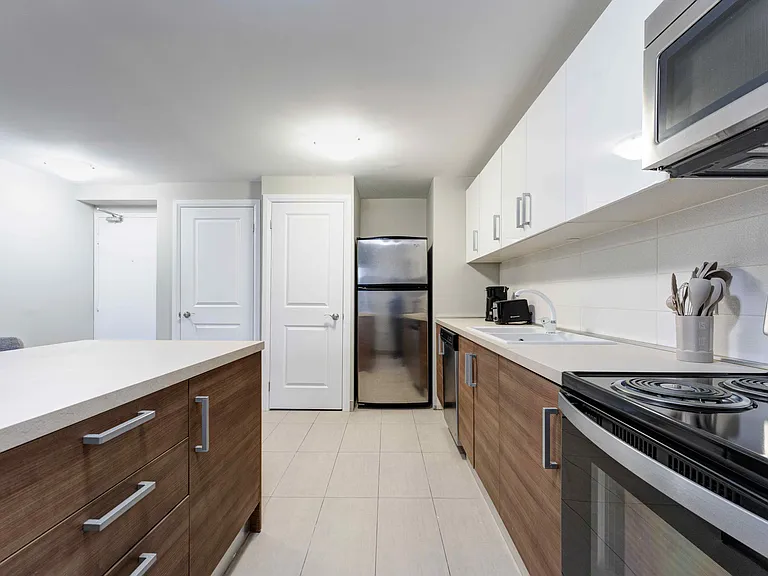 2200 Sherobee Rd — Photo 31
