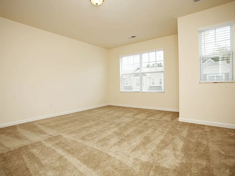 268 Liverpool Rd — Photo 5