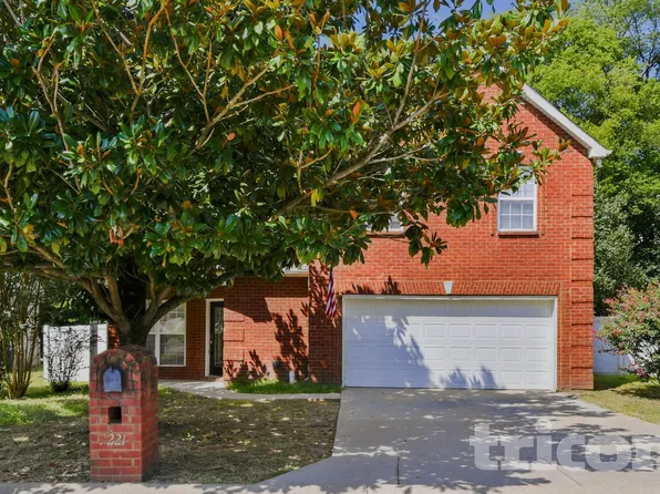 221 Titans Cir, Murfreesboro, TN 37127