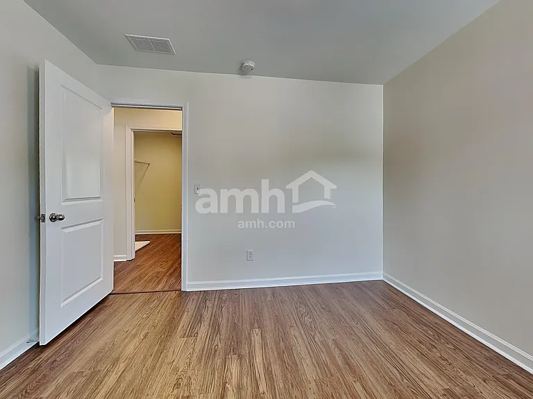 129 Orion Way — Photo 11