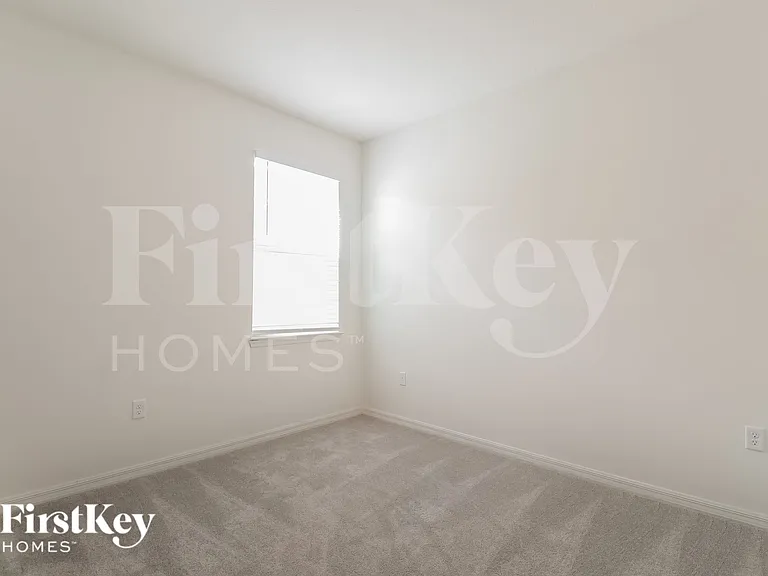 117 Windsor Reserve Dr — Photo 11