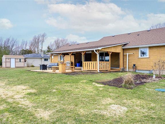 3rd image of 7082 Rainham Rd