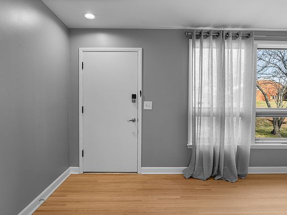 5th image of 6411 Ranchero Dr