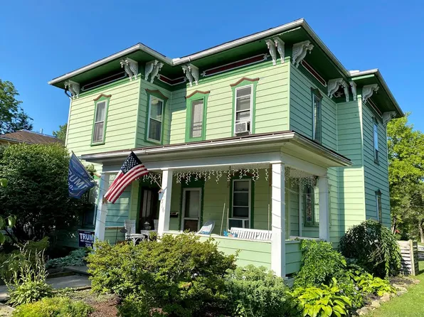 316 S Water St, Loudonville, OH 44842