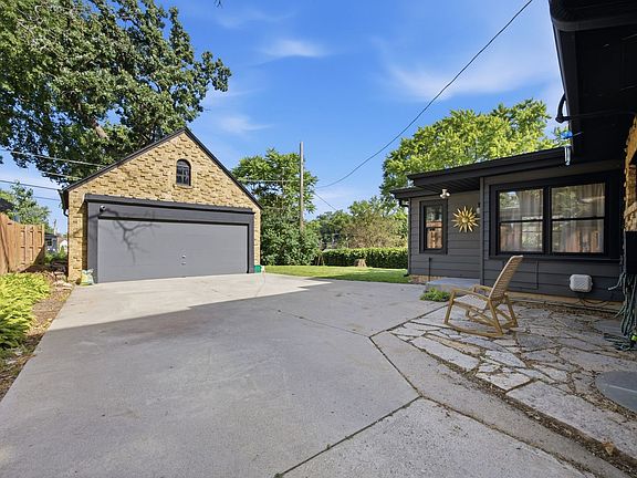 5th image of 41 Hamilton Ave