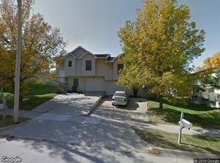 2412 Walden Rd, Iowa City, IA 52246