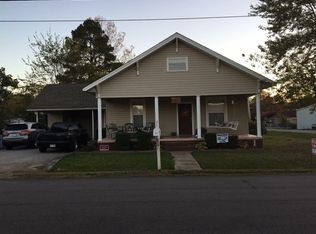 202 E Pine St, Paris, AR 72855