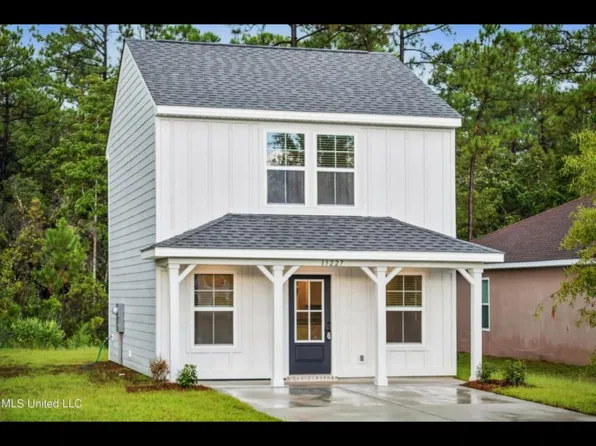 13515 Dee Ave, Gulfport, MS 39503