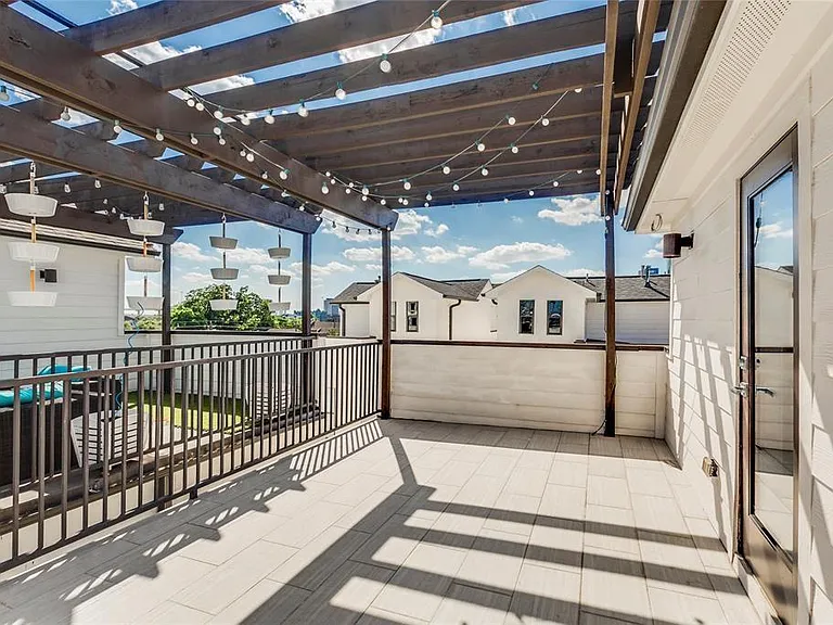 2612 Polk Ave #B — Photo 26