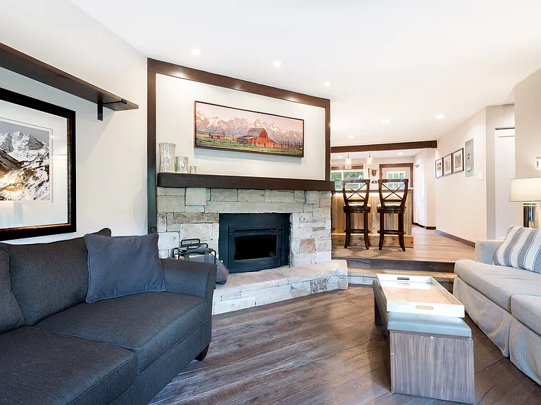 945 Red Sandstone Rd #C2 — Photo 8
