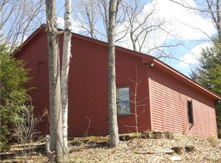 15 Sunset Ln, China, ME 04358
