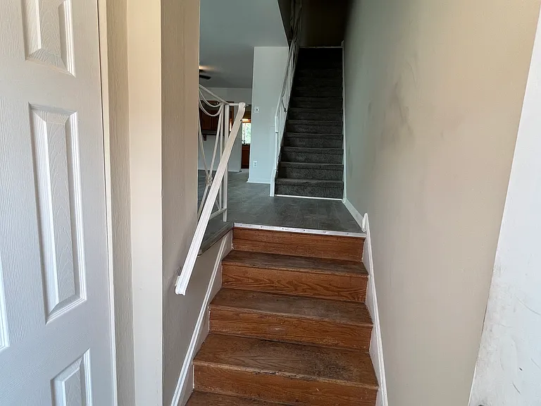 3633 E Crown Ave — Photo 7
