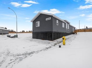 305 Calahoo Rd #323, Spruce Grove, AB T7X3K9
