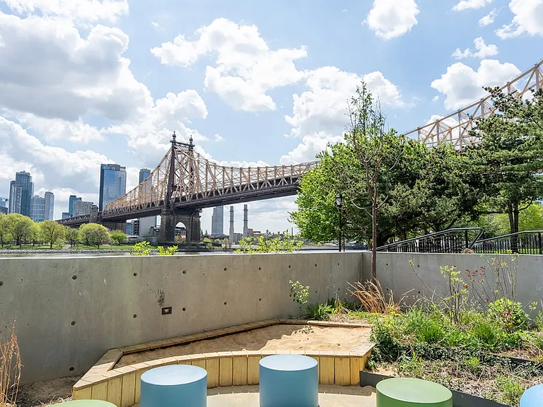 430 Main St #27K — Photo 19