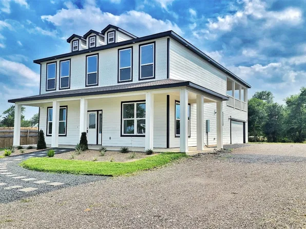 106 Margarita Dr, Dale, TX 78616