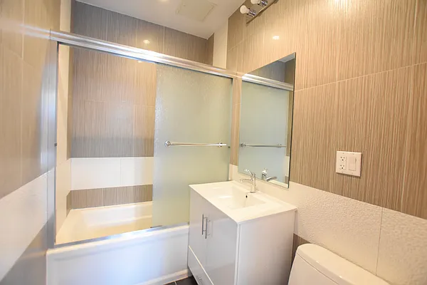 Rented by REAL New York | media 26