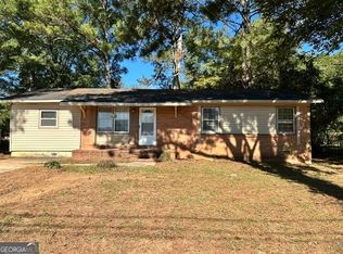 1053 Porter Dr, Elberton, GA 30635