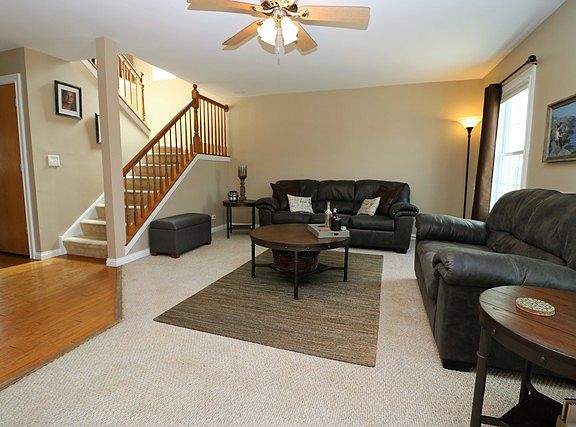 4th image of 5330 Briarfield Ln