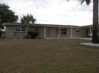 201 Deerfield Ave NE, Pt Charlotte, FL 33952