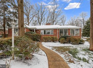 9802 Dameron Dr, Silver Spring, MD 20902