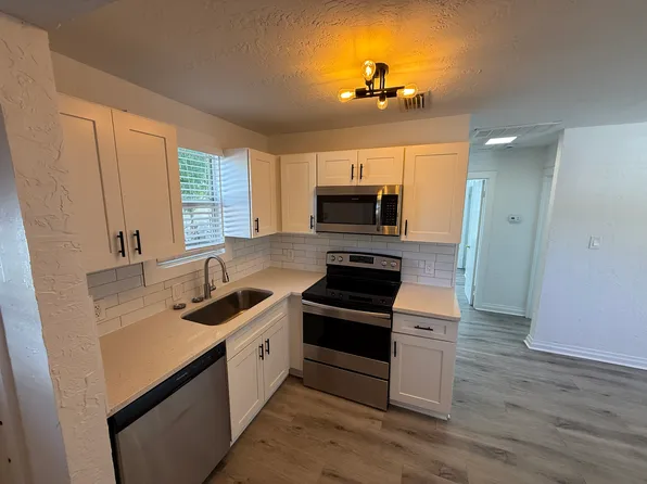 2103 W Grace St, Tampa, FL 33607