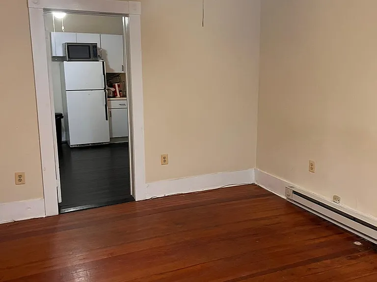 103 N King St #1 — Photo 2