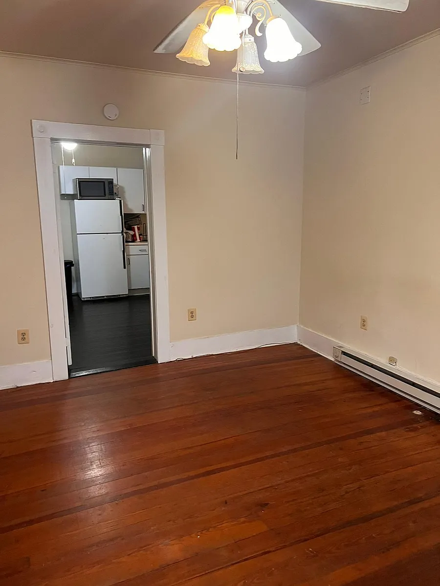 Building Photo - 103 N King St #1