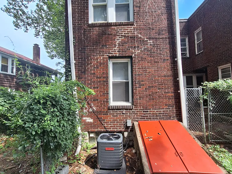 824 Ramsey St — Photo 20
