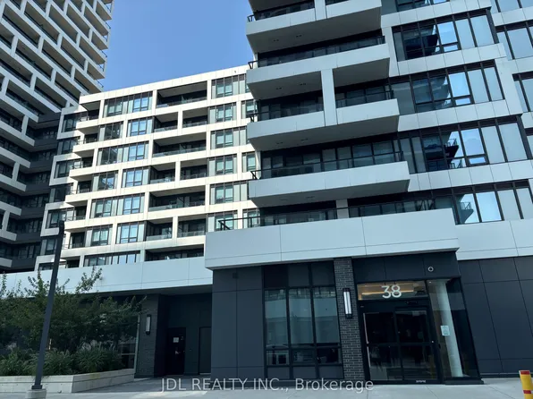 38 Water Walk Dr, Markham, ON