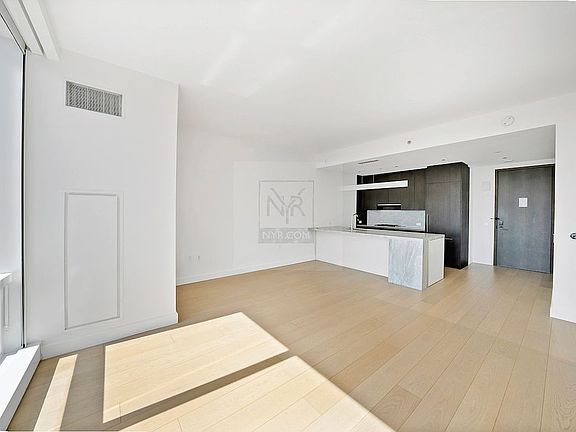 2nd image of 15 Hudson Yards #32B