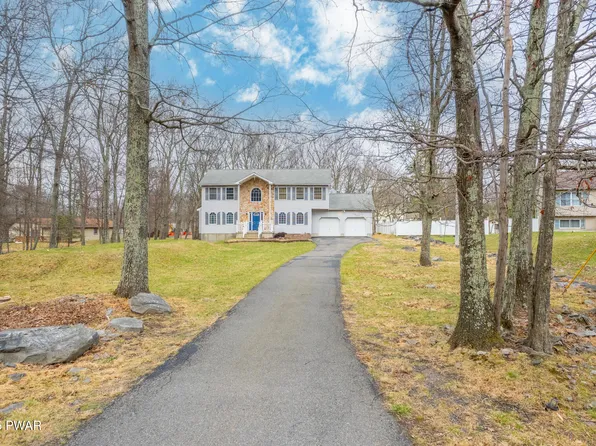 4454 Pine Ridge Dr, Bushkill, PA 18324