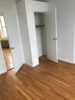 Rented by Plaza Realty | media 5