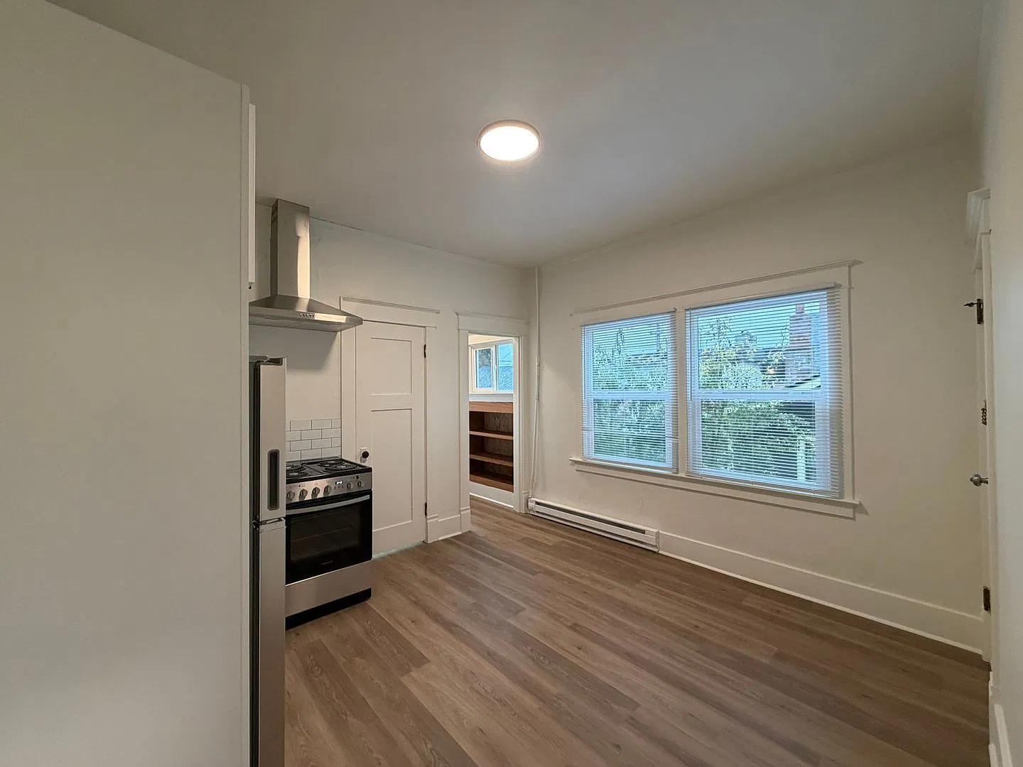 2018 Colby- 3 Unit — Photo 4