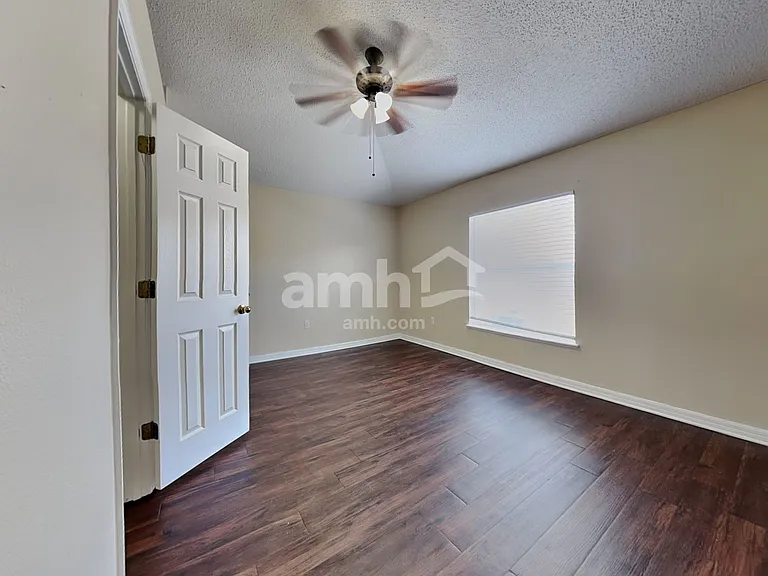 30312 Rattana Ct — Photo 9