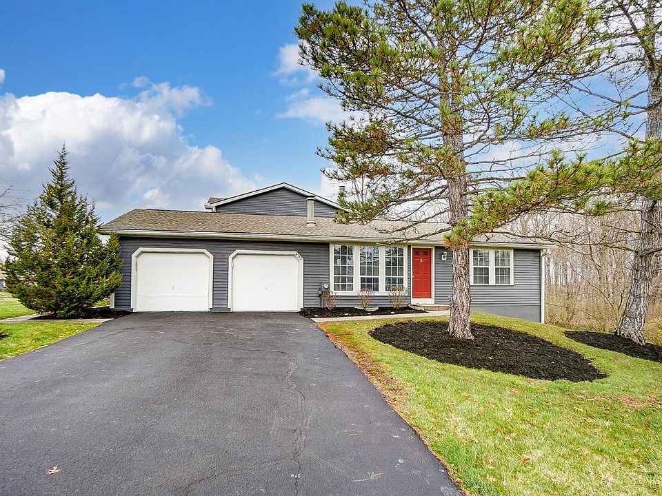 1st image of 8142 Clovehitch Ct