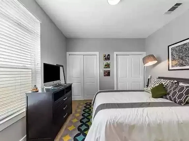 5711 Ross Ave #9 — Photo 11