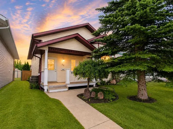 96 N Duckering Close, Red Deer, AB T4R 2Z4