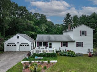 15 Mowrey Rd, Westerly, RI 02891