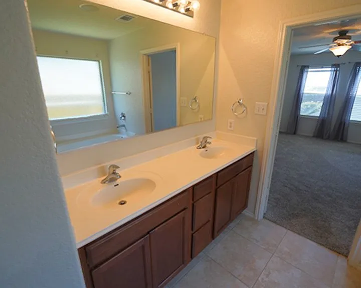 6307 Myrtle Run — Photo 28