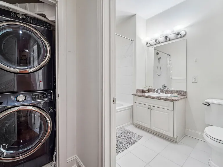 20 Avenue At Port Imperial #113 — Photo 11