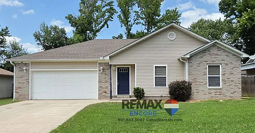 120 Sydney Brooke Ln Photo 1