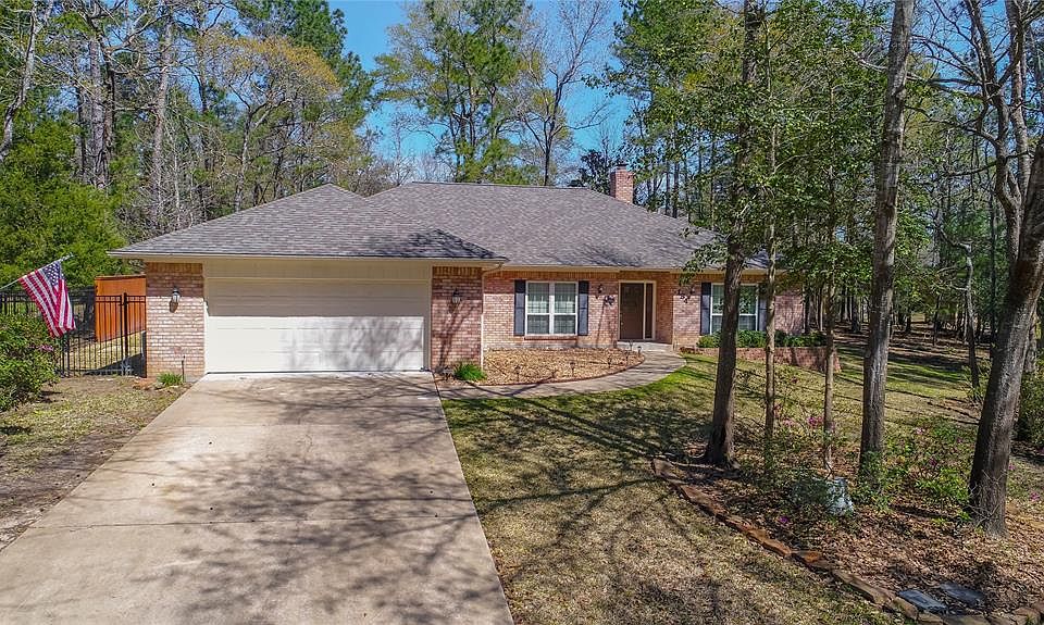 1st image of 184 Broadmoor Dr