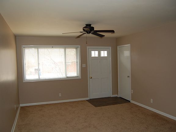 3rd image of 2093 Saint Christopher Dr