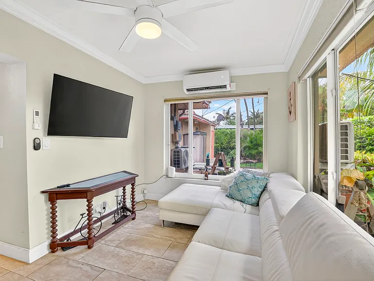 3207 Marine Dr #D — Photo 13
