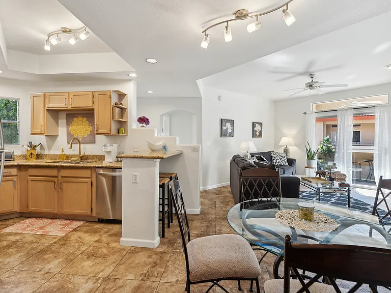 10410 N Cave Creek Rd — Photo 4