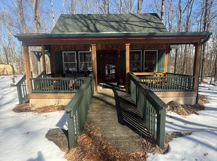 228 Estate Dr, East Stroudsburg, PA 18302